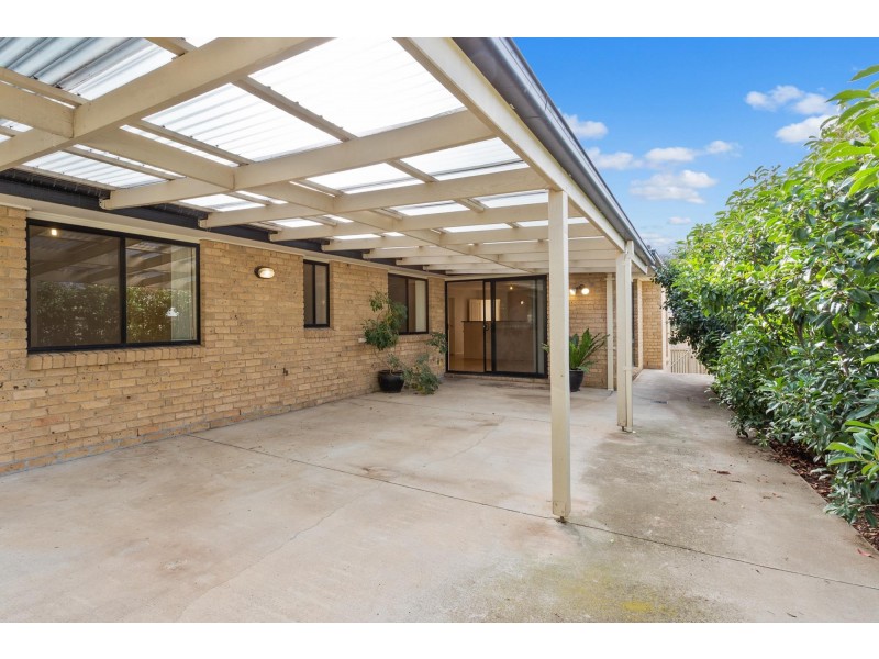 6 Bendora Crescent, Palmerston ACT 2913