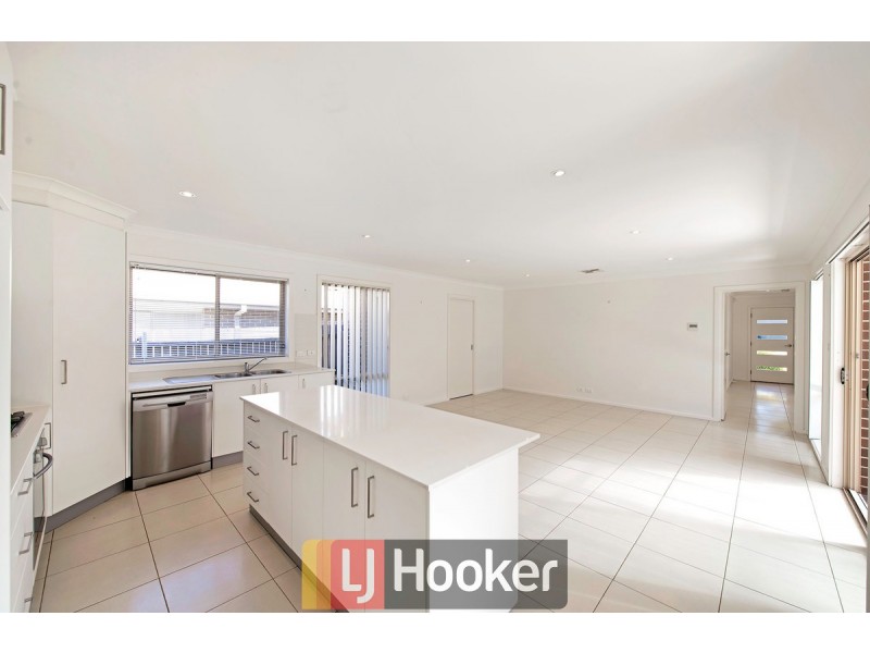 14 Walter Croker Street, Casey ACT 2913