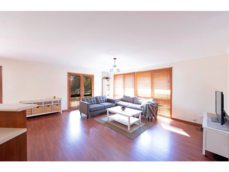 5 Grace Place, Amaroo ACT 2914