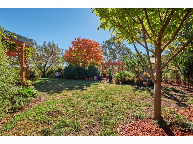 8 Evella Court, Amaroo ACT 2914