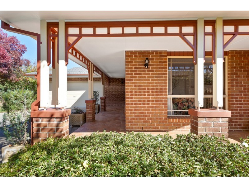 8 Aggie Place, Palmerston ACT 2913