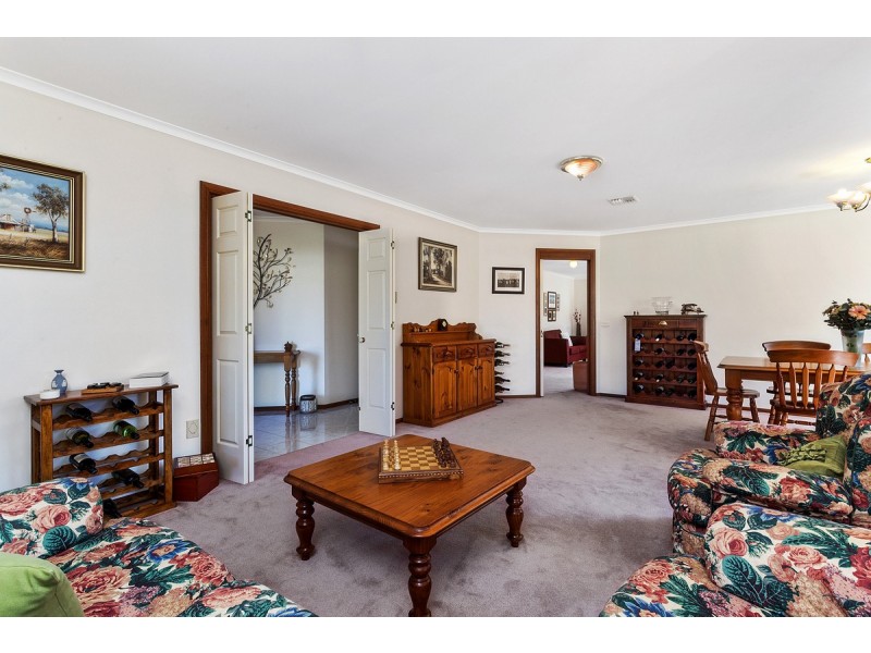 8 Aggie Place, Palmerston ACT 2913