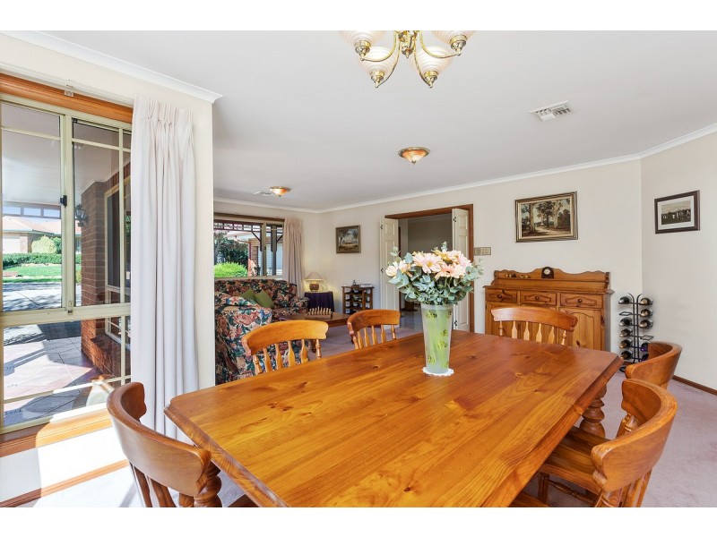 8 Aggie Place, Palmerston ACT 2913