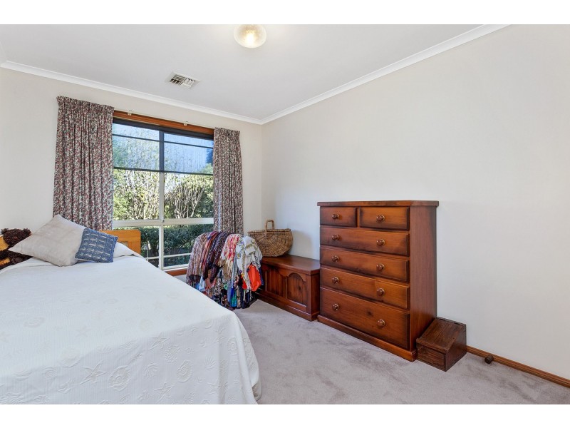 8 Aggie Place, Palmerston ACT 2913