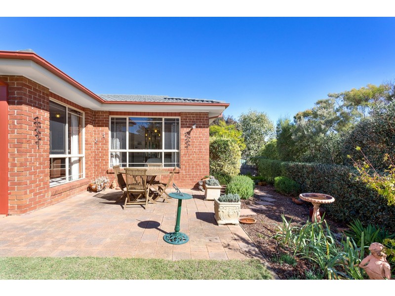 8 Aggie Place, Palmerston ACT 2913