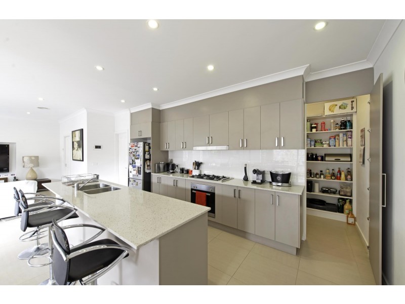 18 Turbayne Street, Forde ACT 2914