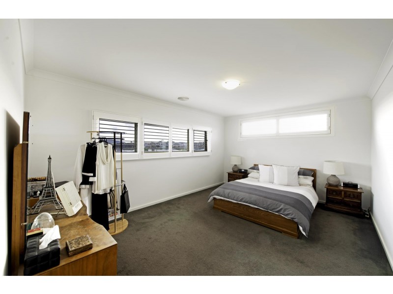 18 Turbayne Street, Forde ACT 2914