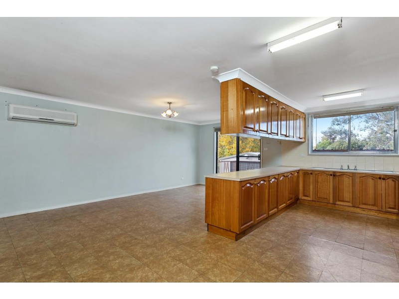 4 Elizabeth Crescent, Macquarie ACT 2614