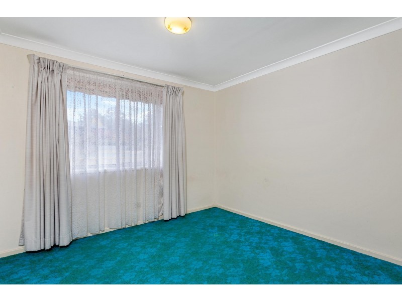 4 Elizabeth Crescent, Macquarie ACT 2614