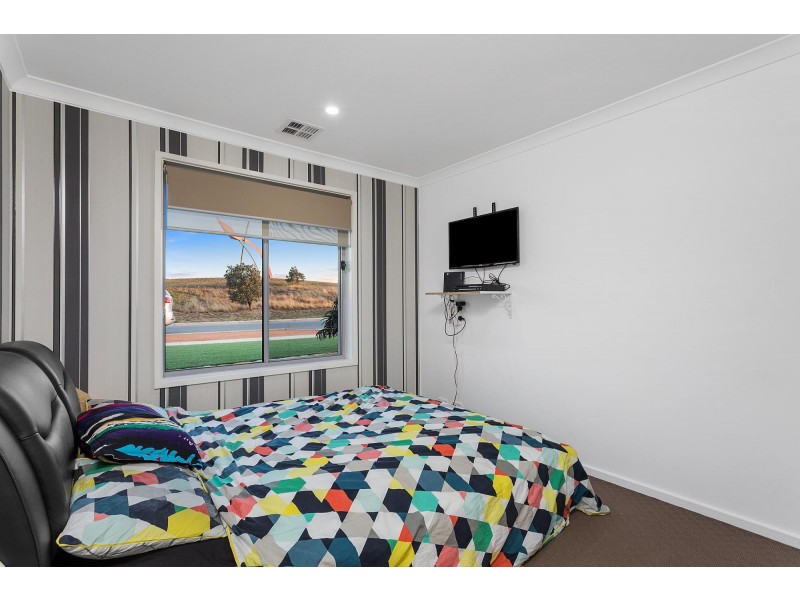 68 Stanner Circuit, Bonner ACT 2914