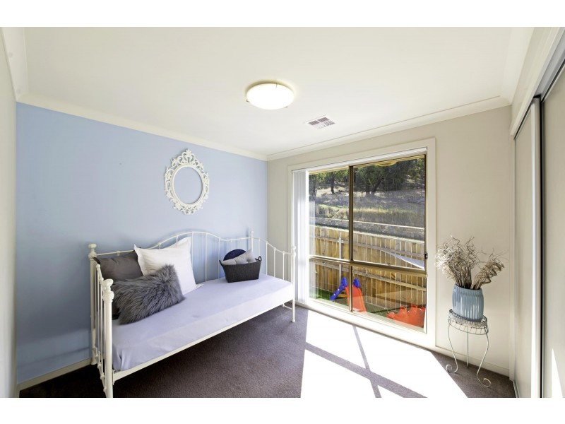 17 Beanland Street, Casey ACT 2913