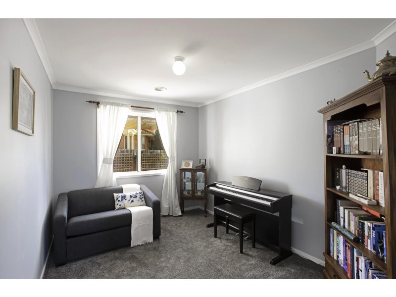 15 Roderick Street, Amaroo ACT 2914