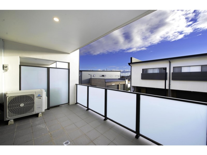 33/50 Henry Kendall Street, Franklin ACT 2913