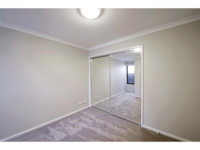 33/50 Henry Kendall Street, Franklin ACT 2913