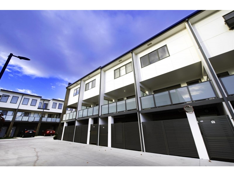 33/50 Henry Kendall Street, Franklin ACT 2913