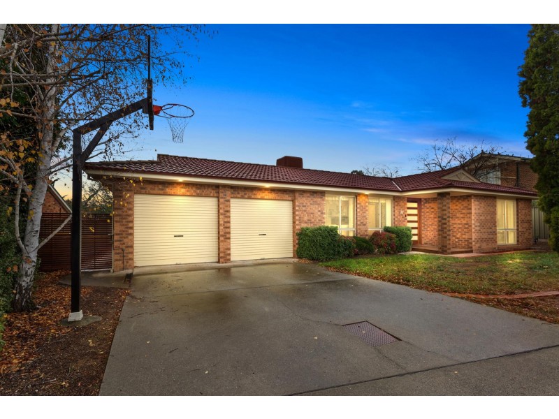 4 Augustus Close, Palmerston ACT 2913