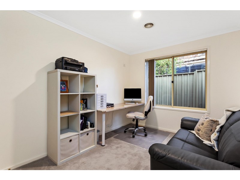 4 Augustus Close, Palmerston ACT 2913