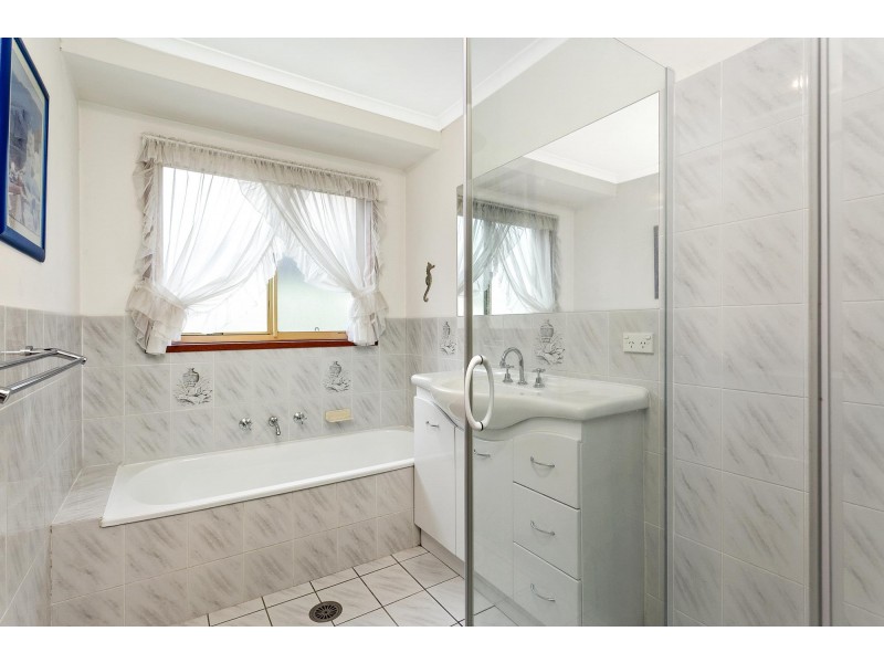 4 Augustus Close, Palmerston ACT 2913