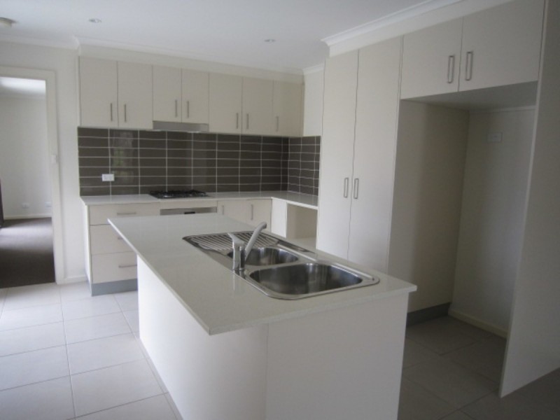 1/30 Salisbury Street, Casey ACT 2913