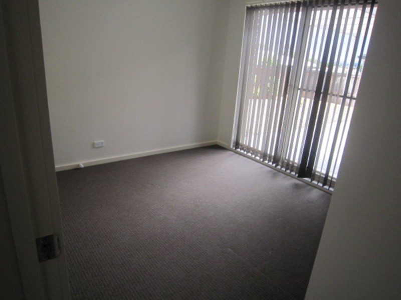 1/30 Salisbury Street, Casey ACT 2913