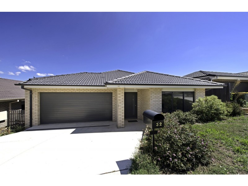 32 Murrjinelle Circuit, Bonner ACT 2914