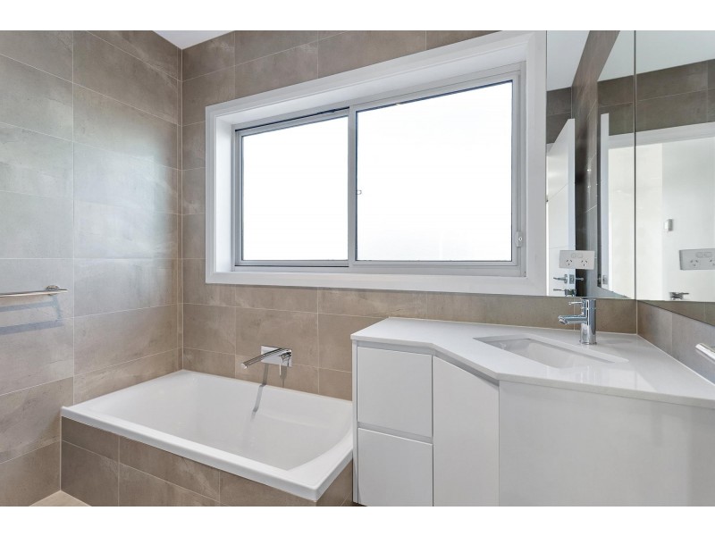 25 Hughes Crescent, Ngunnawal ACT 2913