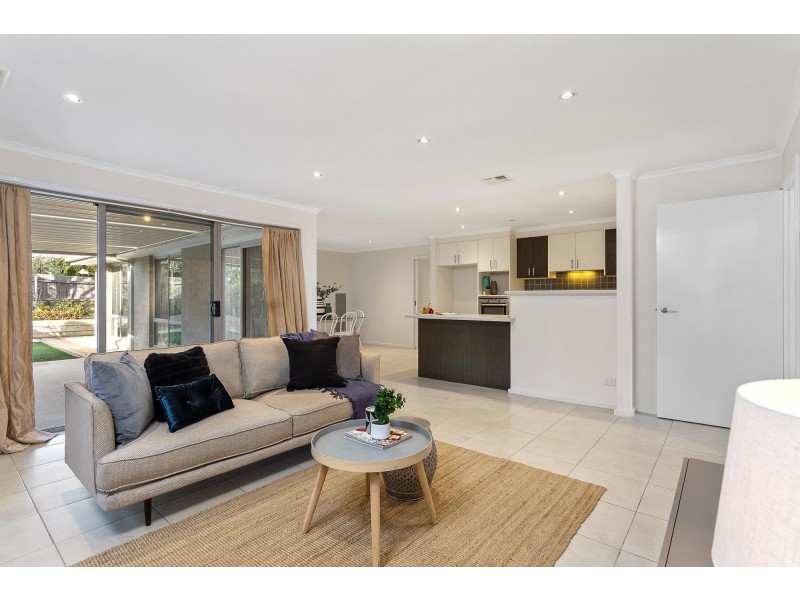 14 Ada Baker Street, Forde ACT 2914