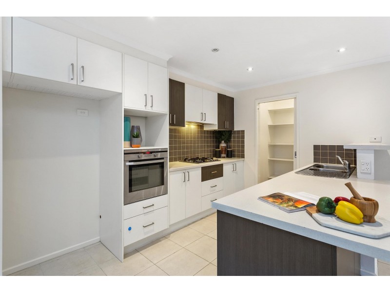 14 Ada Baker Street, Forde ACT 2914