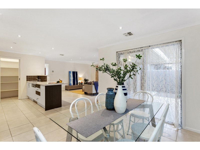 14 Ada Baker Street, Forde ACT 2914