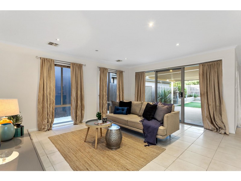 14 Ada Baker Street, Forde ACT 2914