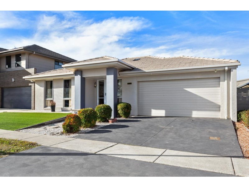 14 Ada Baker Street, Forde ACT 2914
