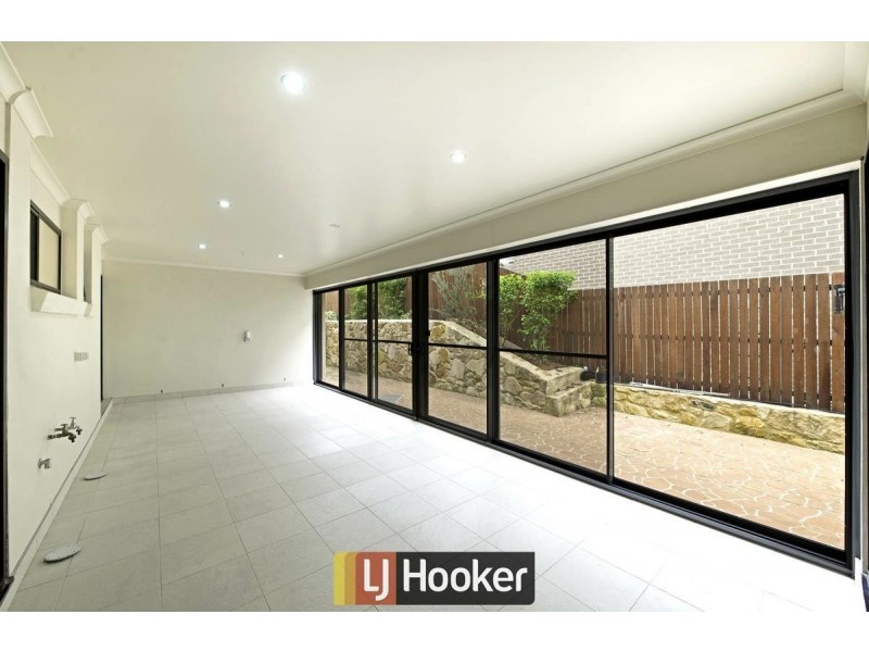 2 Dinah Street, Bonner ACT 2914