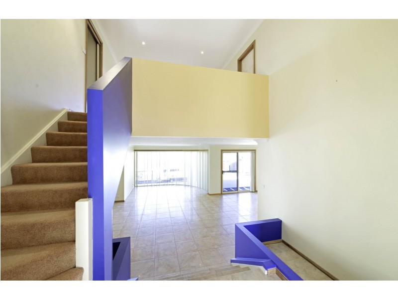 18 Pomeroy Street, Dunlop ACT 2615