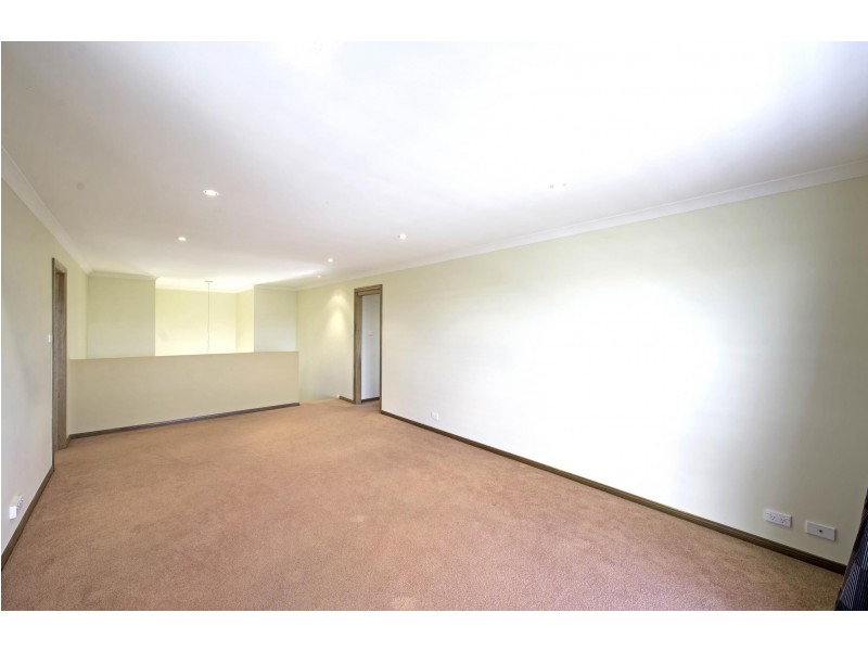 18 Pomeroy Street, Dunlop ACT 2615