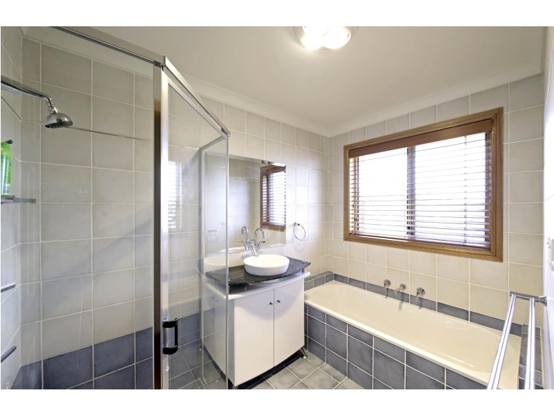 18 Pomeroy Street, Dunlop ACT 2615