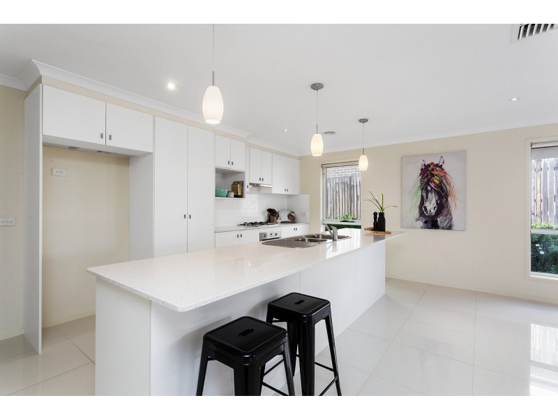 28 Handbury Way, Forde ACT 2914