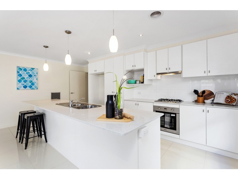 28 Handbury Way, Forde ACT 2914