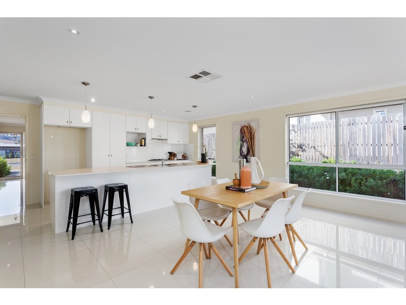 28 Handbury Way, Forde ACT 2914