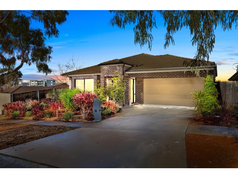 24 Alice Crist Street, Franklin ACT 2913