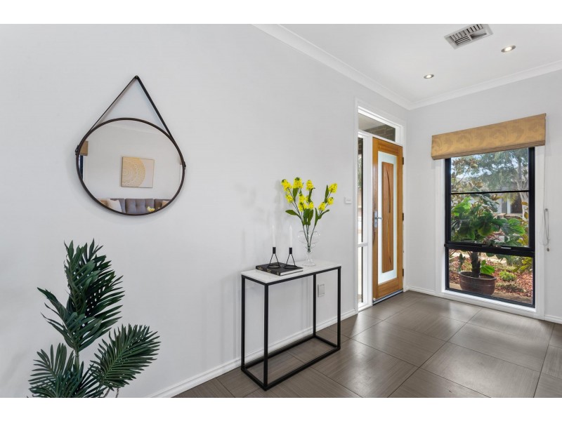 24 Alice Crist Street, Franklin ACT 2913