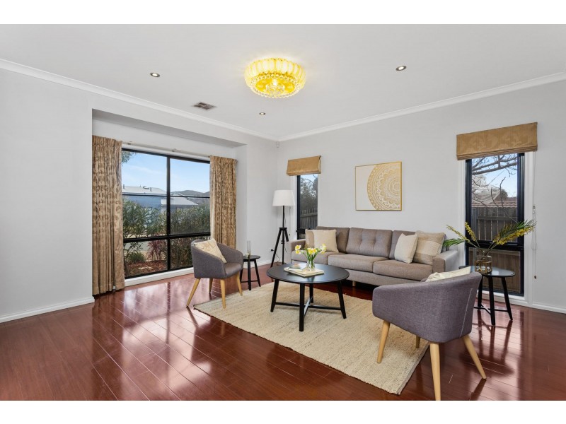 24 Alice Crist Street, Franklin ACT 2913
