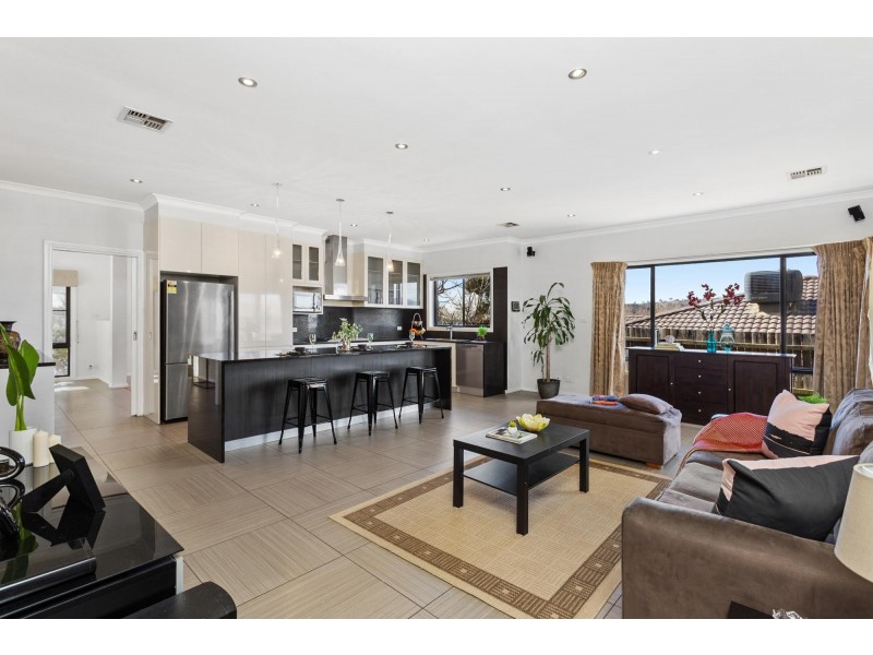 24 Alice Crist Street, Franklin ACT 2913