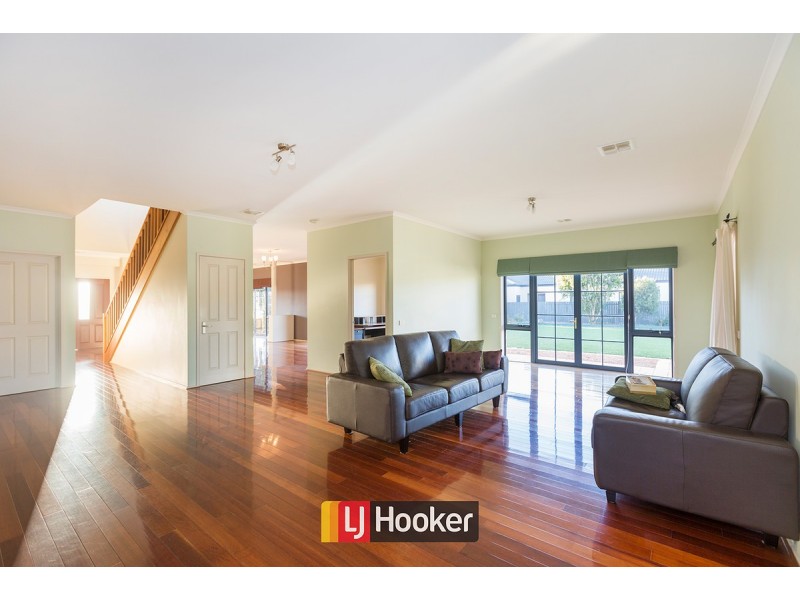 6 Pallin Street, Gungahlin ACT 2912