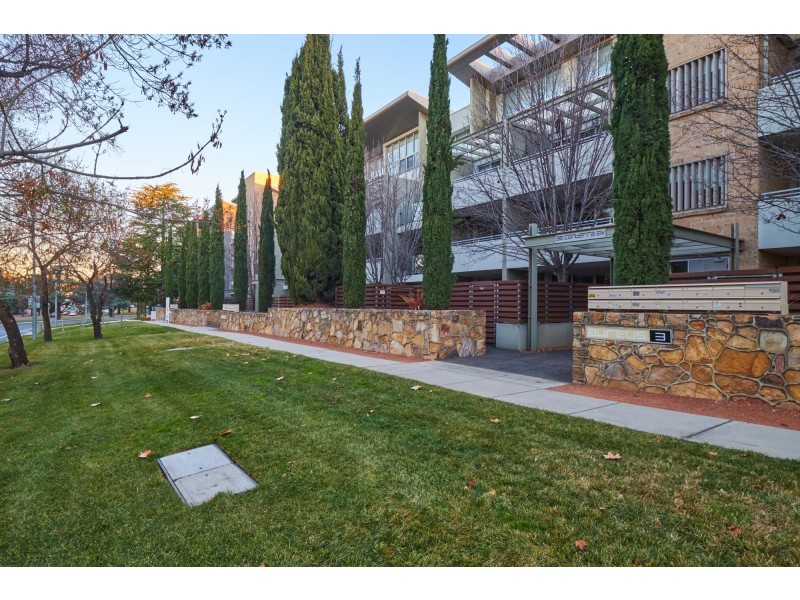 24/36 Canberra Avenue, Forrest ACT 2603