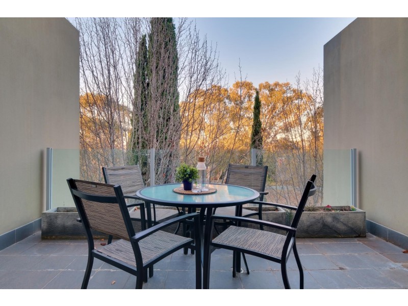 24/36 Canberra Avenue, Forrest ACT 2603