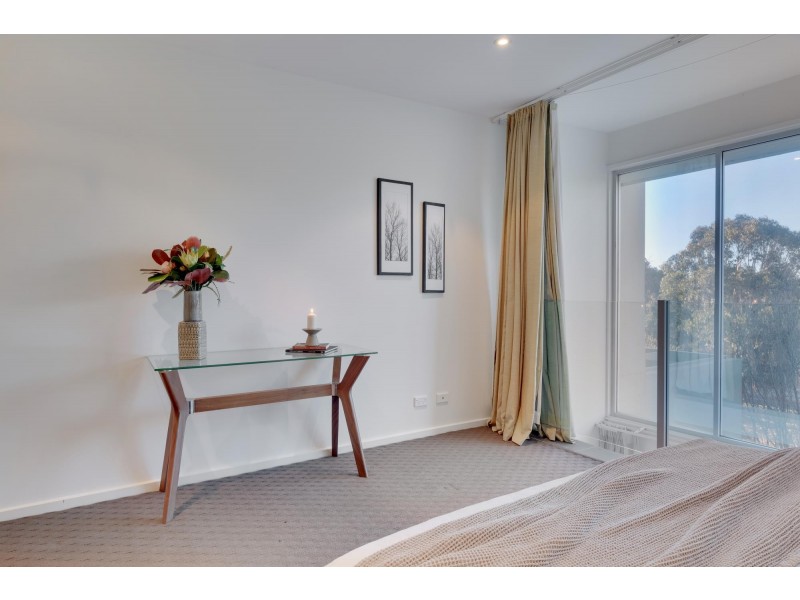 24/36 Canberra Avenue, Forrest ACT 2603