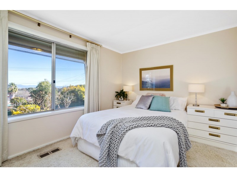 9 Sherwin Place, Melba ACT 2615