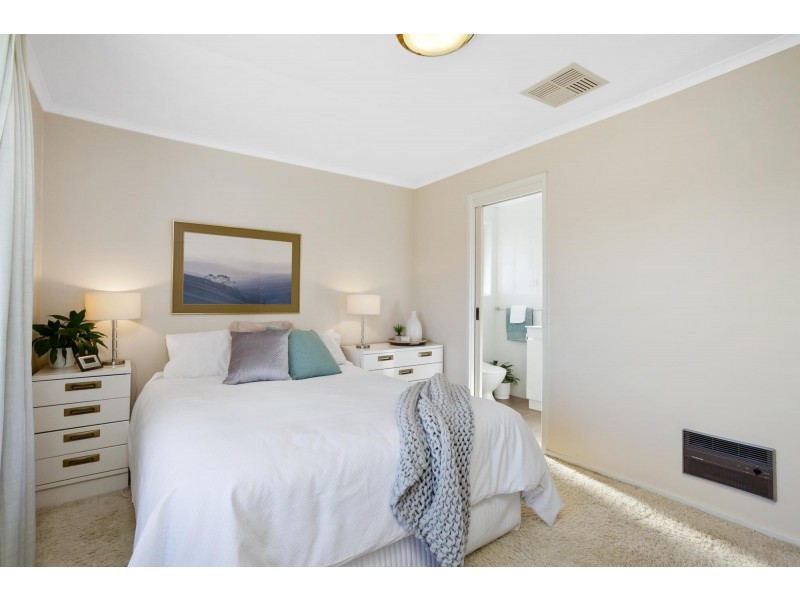 9 Sherwin Place, Melba ACT 2615