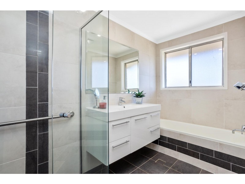 9 Sherwin Place, Melba ACT 2615