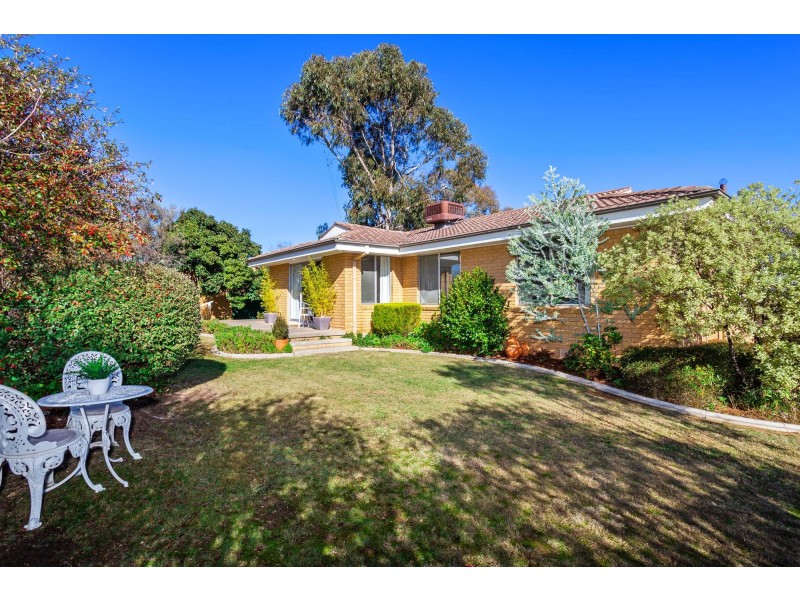 9 Sherwin Place, Melba ACT 2615